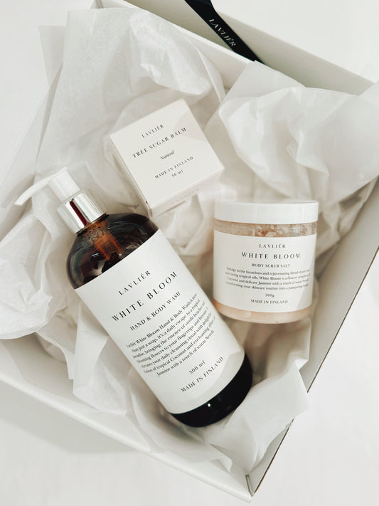 Mother's Day White Bloom Gift Set
